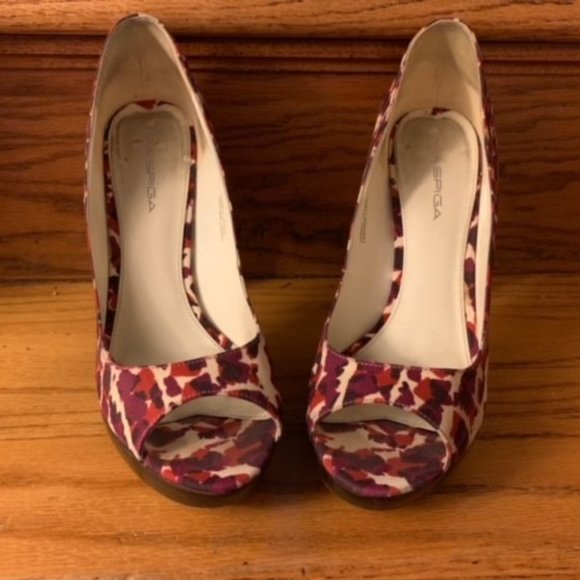 Gorgeous VIA SPIGA Abstract Leopard Peep-Toe Pumps, Size 8.5 / 39, EUC (Fabric) - Picture 2 of 8
